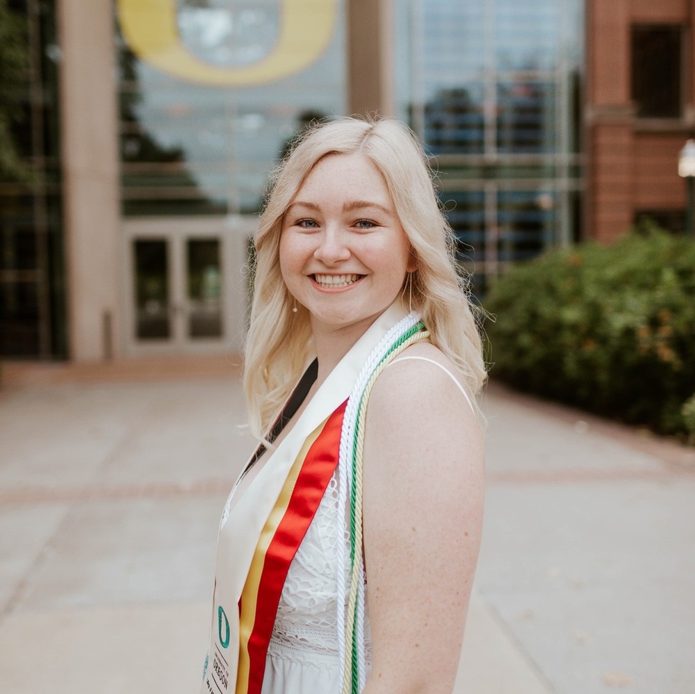 Meet your Posher, Avery